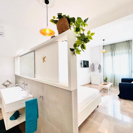 Villa Di Nera Apartments Палермо Екстериор снимка