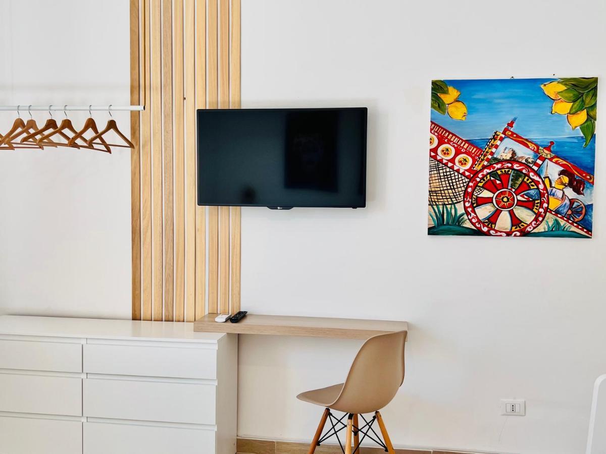 Villa Di Nera Apartments Палермо Екстериор снимка